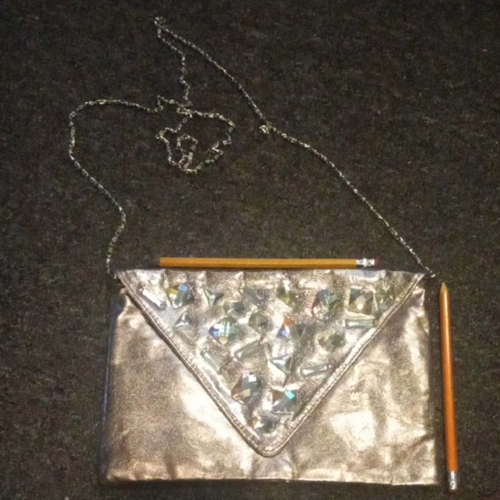Silver Chain Clutch